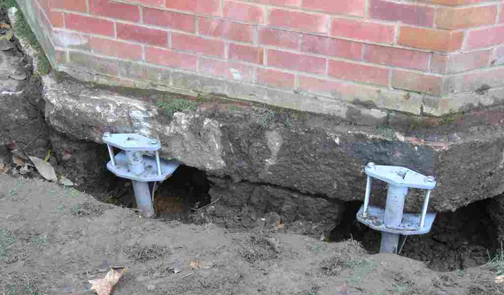 Selling a house with structural issues at auction